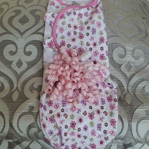 💞Swaddle Me Floral Butterfly Swaddle Size Large💞